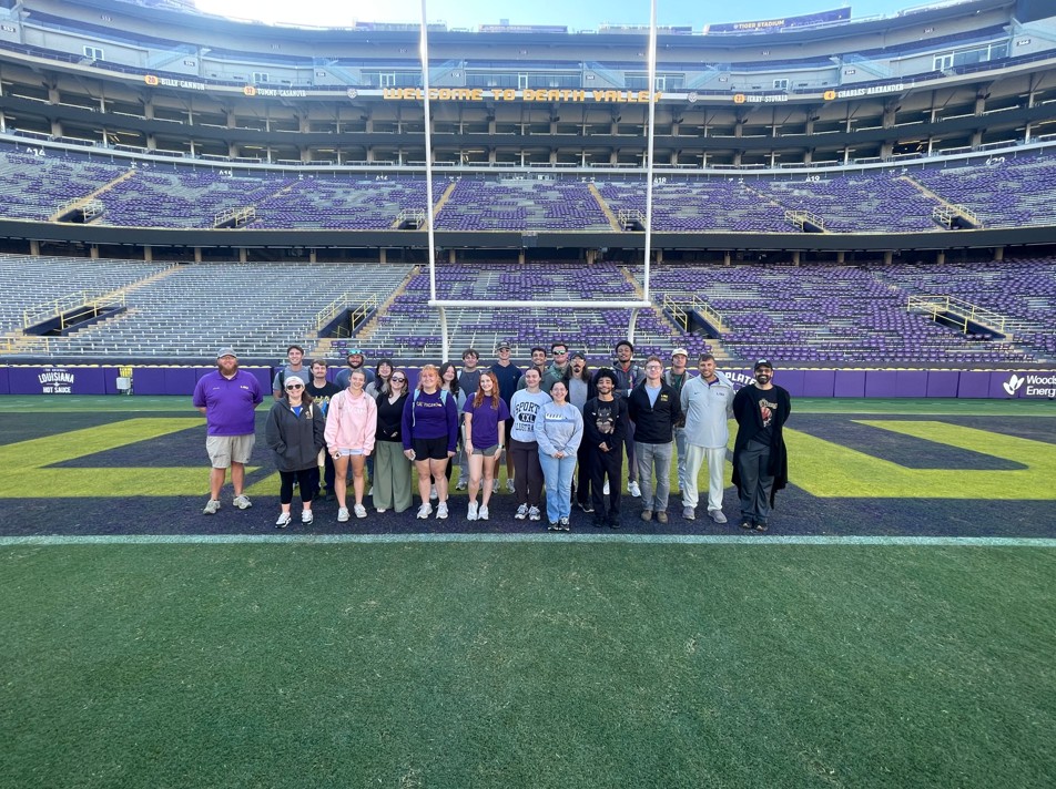 class picture on football field
