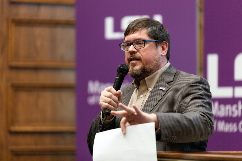 Martin Johnson speaking at the "Fall of the Berlin Wall" event